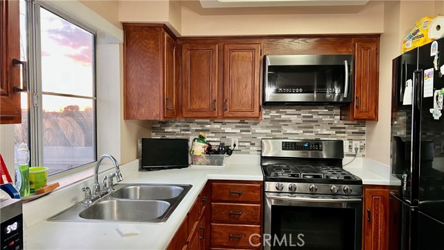 Detail Gallery Image 15 of 40 For 6350 Gage Ave #209,  Bell Gardens,  CA 90201 - 2 Beds | 2 Baths