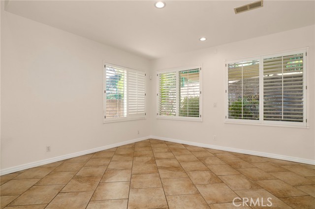 Detail Gallery Image 3 of 30 For 544 Hooper Ave, Simi Valley,  CA 93065 - 3 Beds | 2/1 Baths