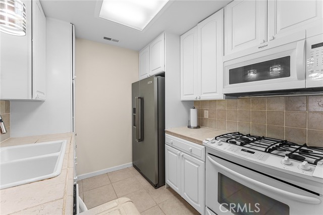 Detail Gallery Image 13 of 29 For 26200 Redlands Bld #4,  Redlands,  CA 92363 - 1 Beds | 1 Baths