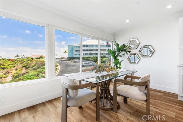 639 Paseo De La Playa, Redondo Beach, California 90277, 2 Bedrooms Bedrooms, ,1 BathroomBathrooms,Residential,For Sale,Paseo De La Playa,SB25188474