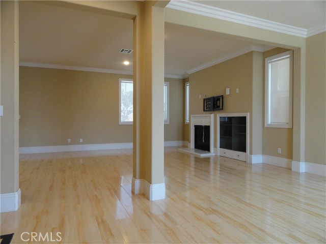 6171 Stonehaven Lane, Cypress CA: https://media.crmls.org/medias/33fc624a-87d6-4d33-857f-b9e091ec66de.jpg
