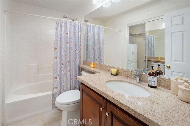 Detail Gallery Image 12 of 21 For 18034 Flynn Dr #5601,  Canyon Country,  CA 91387 - 2 Beds | 2 Baths