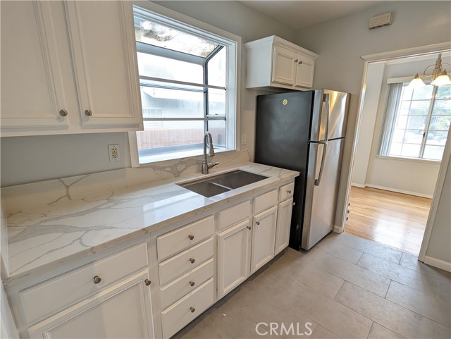 Detail Gallery Image 12 of 24 For 2746 Thurman Ave, Los Angeles,  CA 90016 - 3 Beds | 2 Baths