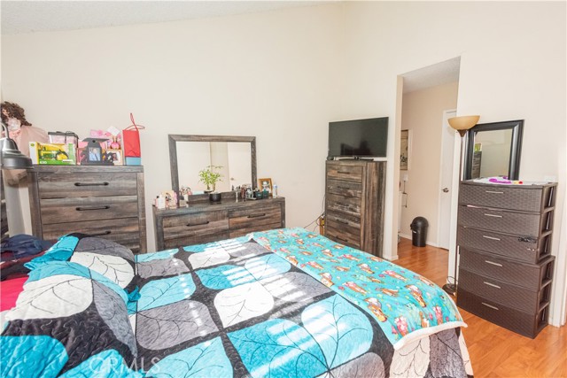 Detail Gallery Image 7 of 16 For 1705 Neil Armstrong St #106,  Montebello,  CA 90640 - 2 Beds | 1 Baths