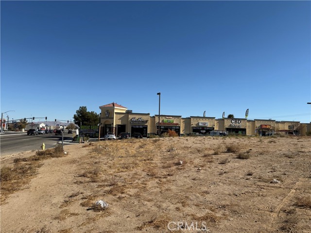 Detail Gallery Image 10 of 14 For 0 Bear Valley Rd, Hesperia,  CA 92345 - – Beds | – Baths