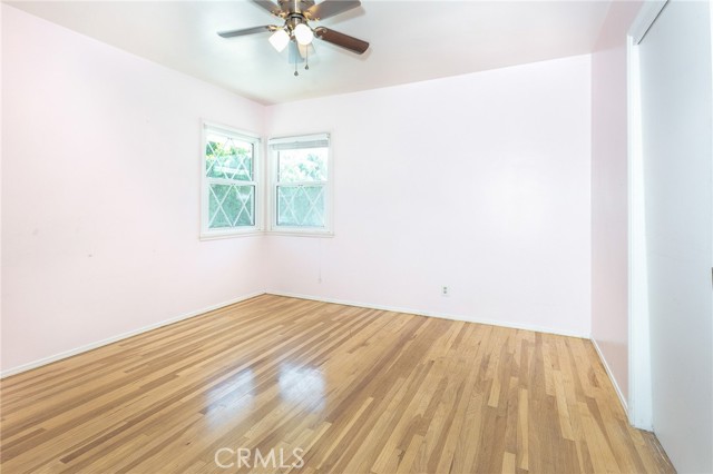 10436 Columbus Avenue photo 12
