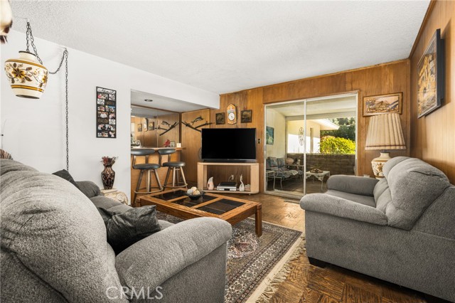 Detail Gallery Image 15 of 37 For 13382 Mount Hood Dr, North Tustin,  CA 92705 - 4 Beds | 3 Baths