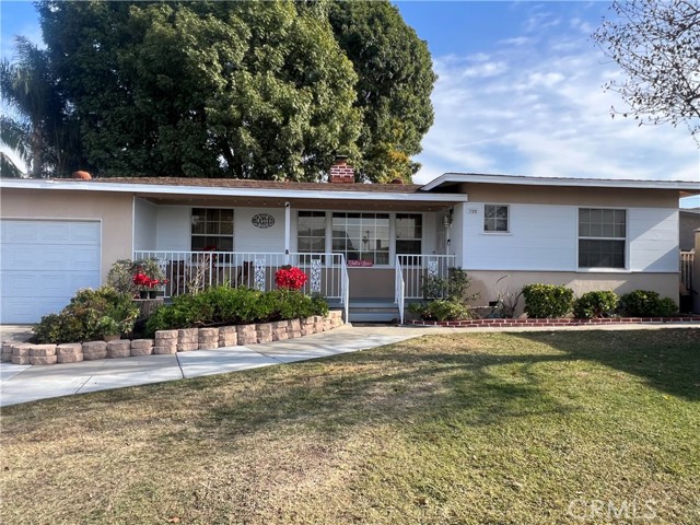 Detail Gallery Image 4 of 10 For 720 S Shasta St, West Covina,  CA 91791 - 3 Beds | 2 Baths