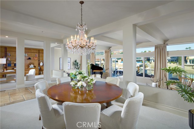 Detail Gallery Image 6 of 18 For 8 Linda Isle, Newport Beach,  CA 92660 - 3 Beds | 4 Baths