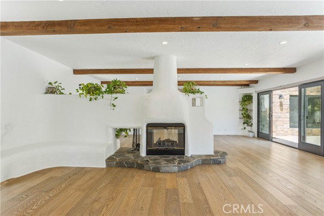 Detail Gallery Image 8 of 49 For 25650 Timpangos Dr, Calabasas,  CA 91302 - 5 Beds | 4/1 Baths
