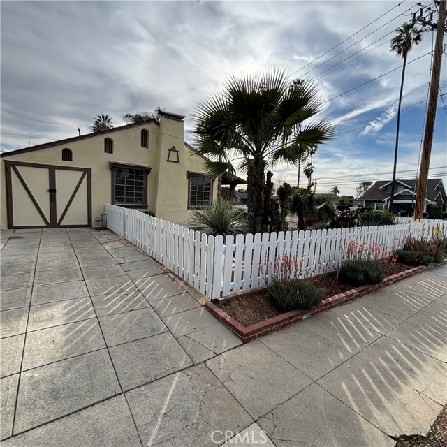 Detail Gallery Image 5 of 24 For 5012 Brockton, Riverside,  CA 92506 - 2 Beds | 1 Baths