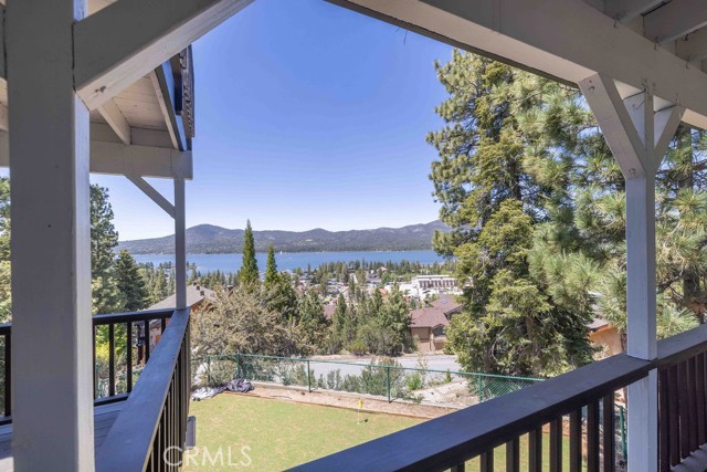 Detail Gallery Image 32 of 43 For 40618 Sunburst Cir, Big Bear Lake,  CA 92315 - 4 Beds | 3 Baths