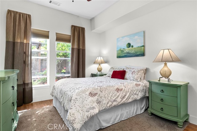 Detail Gallery Image 13 of 41 For 2227 Hutchinson St, Chico,  CA 95928 - 3 Beds | 2/1 Baths