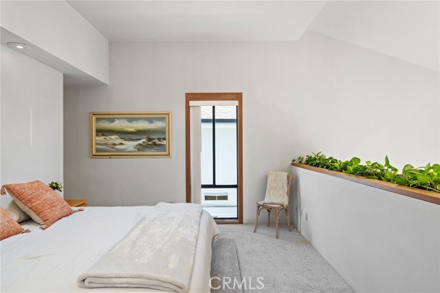 Detail Gallery Image 48 of 53 For 3902 Legend Cir, Huntington Beach,  CA 92649 - 6 Beds | 2/1 Baths