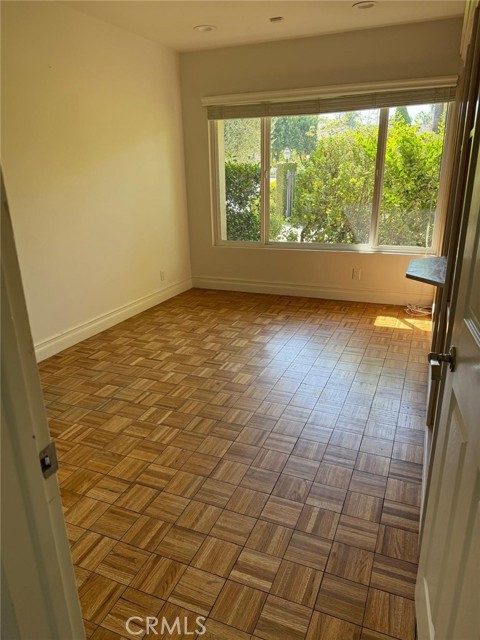 5403 Oakdale Avenue, Woodland Hills CA: https://media.crmls.org/medias/340525ce-f571-45e5-849d-b735472f4742.jpg