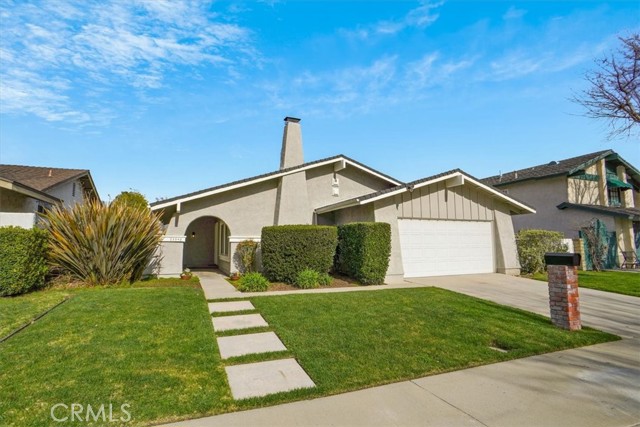 Detail Gallery Image 1 of 1 For 25548 Meadow Mont St, Valencia,  CA 91355 - 3 Beds | 2 Baths