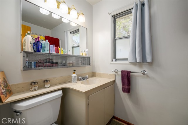 Detail Gallery Image 12 of 30 For 1313 S Petal Pl, Anaheim,  CA 92805 - 4 Beds | 2 Baths