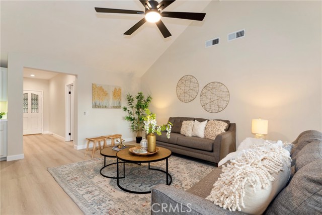 Detail Gallery Image 16 of 50 For 236 Monroe Pl, Monrovia,  CA 91016 - 4 Beds | 2 Baths