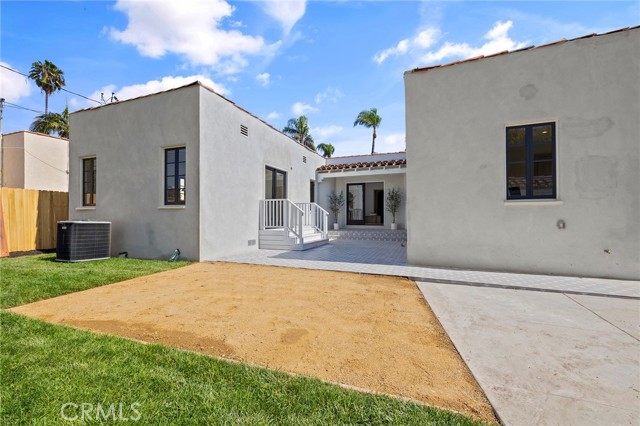 Detail Gallery Image 24 of 34 For 1223 Alvira St, Los Angeles,  CA 90035 - 3 Beds | 2 Baths