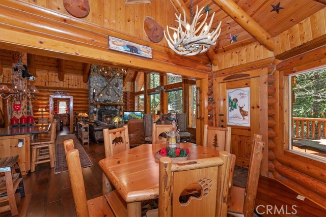 Detail Gallery Image 8 of 48 For 28730 Potomac, Lake Arrowhead,  CA 92352 - 3 Beds | 3 Baths