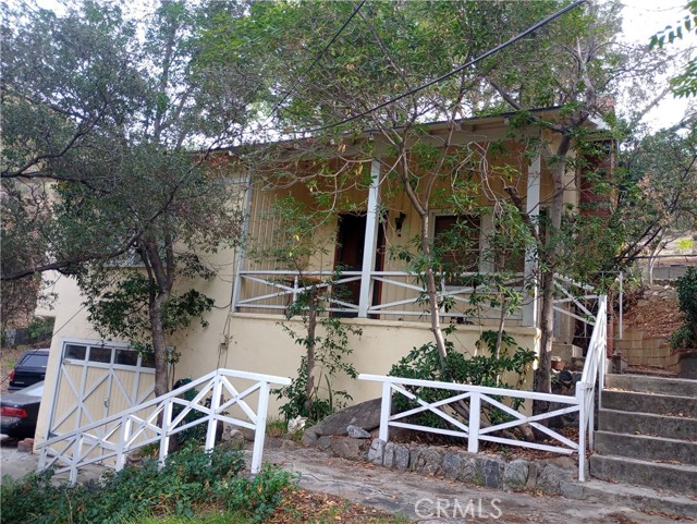 Detail Gallery Image 5 of 6 For 7916 Glenties, Sunland,  CA 91040 - – Beds | – Baths