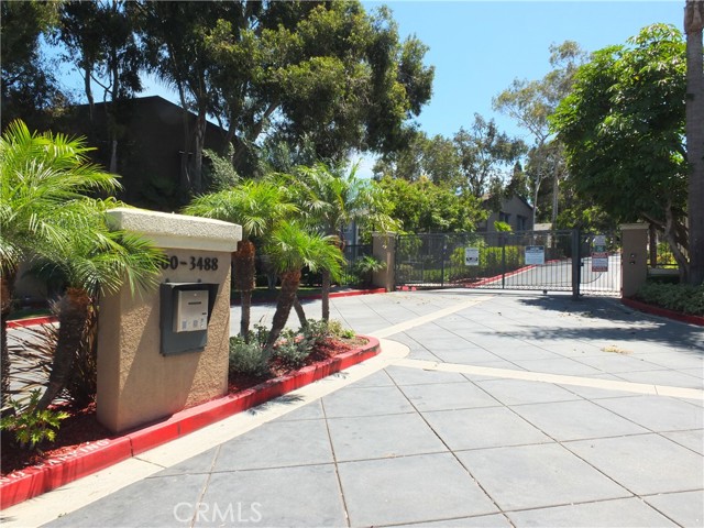 Detail Gallery Image 2 of 24 For 3456 Hathaway Ave #338,  Long Beach,  CA 90815 - 1 Beds | 1 Baths