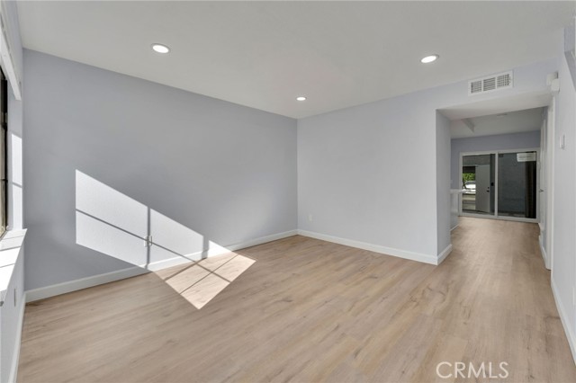 Detail Gallery Image 5 of 36 For 8703 Pine Crest, Rancho Cucamonga,  CA 91730 - 2 Beds | 1/1 Baths