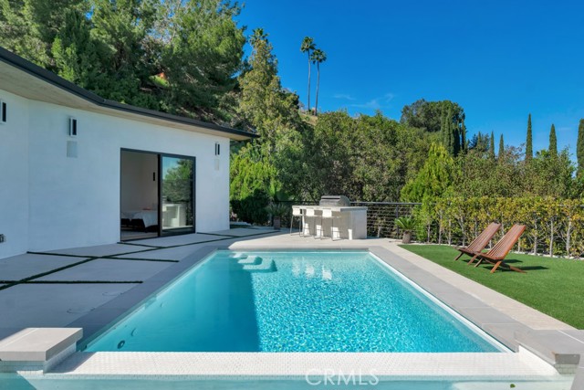 Detail Gallery Image 43 of 72 For 15641 High Knoll Rd, Encino,  CA 91436 - 5 Beds | 4/1 Baths