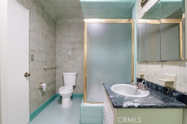 Image 26 of 58 For 2205 Catalina Street