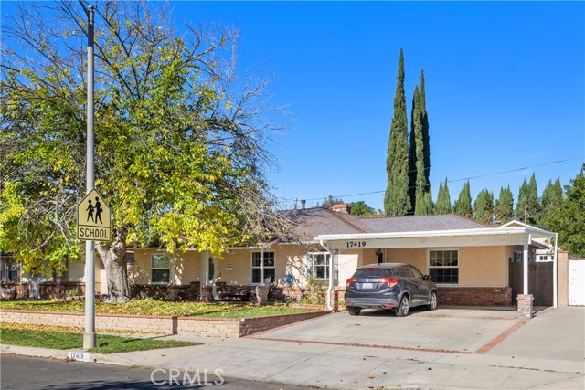 Detail Gallery Image 7 of 39 For 17419 Leadwell, Lake Balboa,  CA 91406 - 4 Beds | 2 Baths