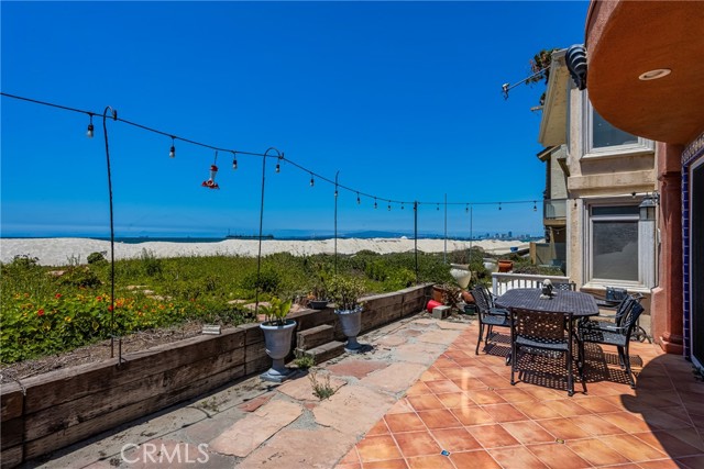 6915 E Seaside, Long Beach CA: https://media.crmls.org/medias/340aceff-20b2-47f8-a952-94c45e0e21f1.jpg