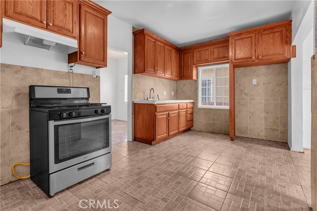 Front Image Thumbnail for CRDW26015706