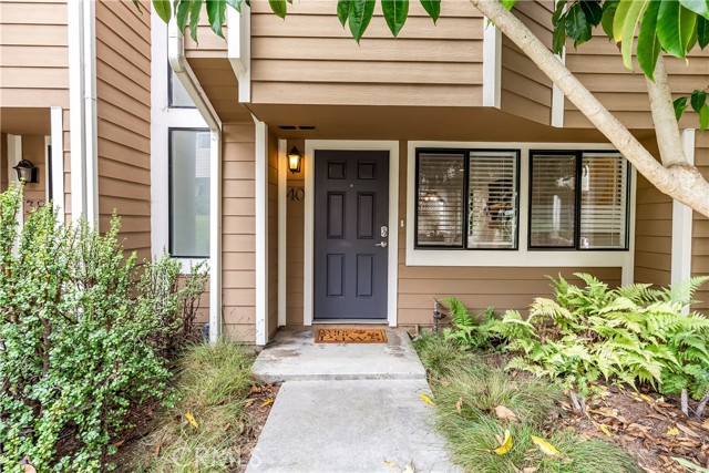 Image 1 of 28 For 40 Seabird Court 36