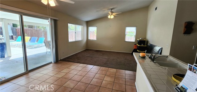 Detail Gallery Image 7 of 35 For 935 Cirrus, San Jacinto,  CA 92582 - 3 Beds | 2 Baths