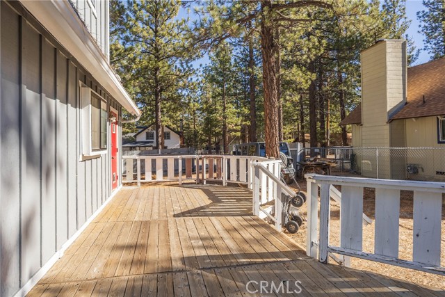 301 Downey Drive, Big Bear City CA: https://media.crmls.org/medias/340bac69-dee5-47c0-aa3c-ea7445d63bfc.jpg