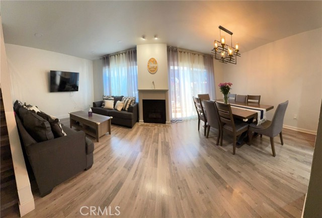 Detail Gallery Image 8 of 19 For 10125 De Soto Ave #40,  Chatsworth,  CA 91311 - 3 Beds | 1/1 Baths