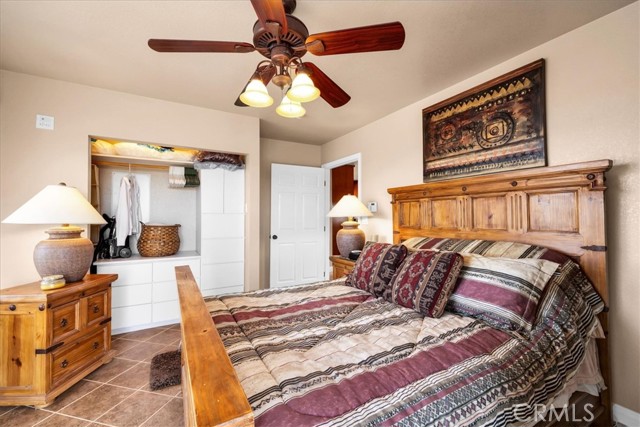 380 Mack Lane, 29 Palms CA: https://media.crmls.org/medias/340c7ac4-9797-48f4-8b67-c4a72f6a29c7.jpg