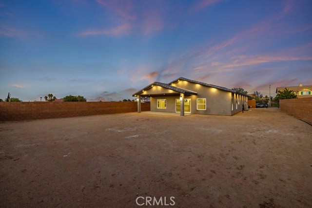 36733 42nd E Street, Palmdale CA: https://media.crmls.org/medias/340c9a75-0d58-4905-8201-862659e4866f.jpg