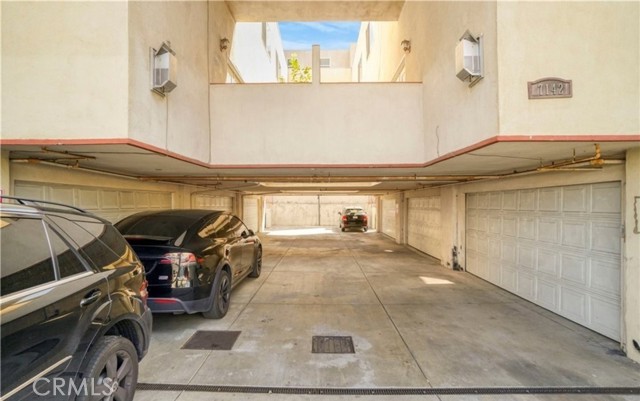 7142 Ethel Avenue, North Hollywood CA: https://media.crmls.org/medias/340ce144-bf34-4848-95ff-77594be9d692.jpg