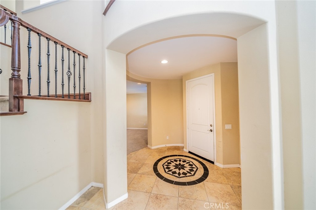 MLS #OC25055546 image #9