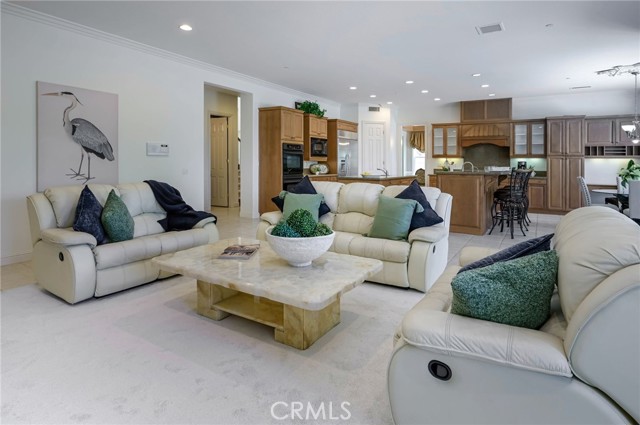 Detail Gallery Image 16 of 44 For 17265 Blue Spruce, Yorba Linda,  CA 92886 - 5 Beds | 4/1 Baths