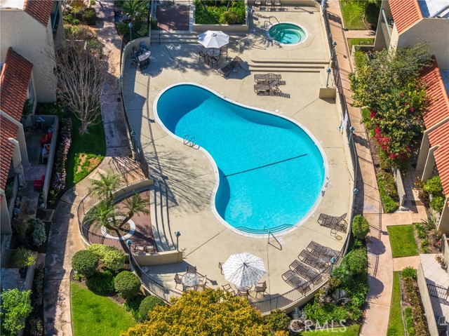 Detail Gallery Image 39 of 56 For 1016 Palo Verde, Long Beach,  CA 90815 - 2 Beds | 2/1 Baths