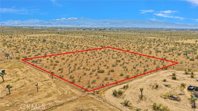 Front Image Thumbnail for CRHD26078545