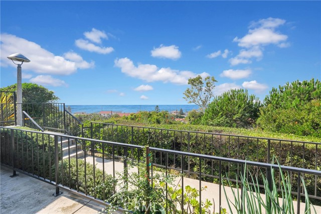 Detail Gallery Image 32 of 36 For 28127 Ridgethorne Ct, Rancho Palos Verdes,  CA 90275 - 3 Beds | 2 Baths