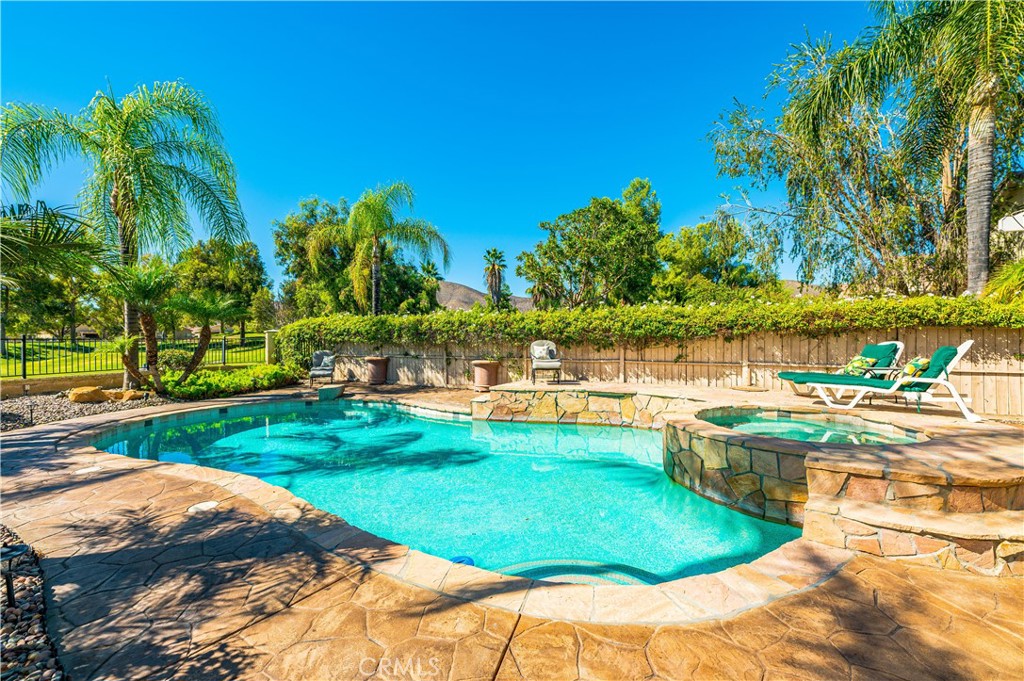 29333 Hidden Lake Drive, Menifee, CA 92584