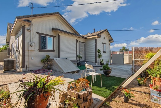 Detail Gallery Image 14 of 21 For 509 N Main St, Lake Elsinore,  CA 92530 - 3 Beds | 2 Baths