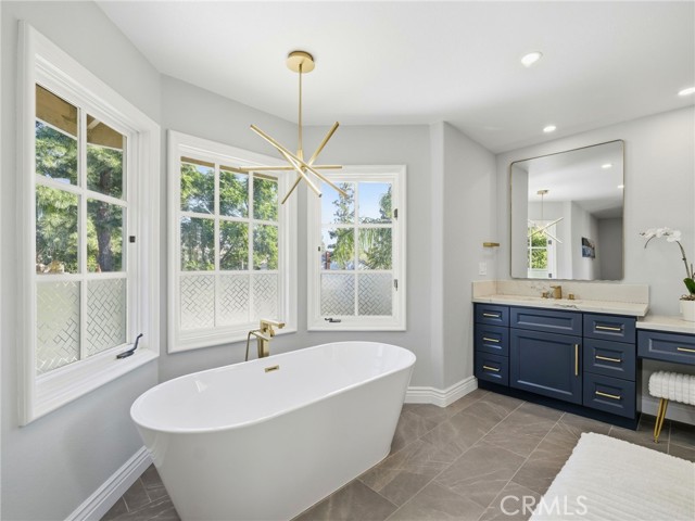 Detail Gallery Image 29 of 45 For 11030 Willowbrae, Chatsworth,  CA 91311 - 4 Beds | 4 Baths