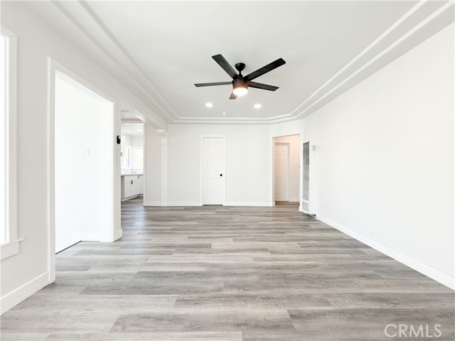 Detail Gallery Image 10 of 25 For 220 W 98th St, Los Angeles,  CA 90003 - 2 Beds | 2 Baths