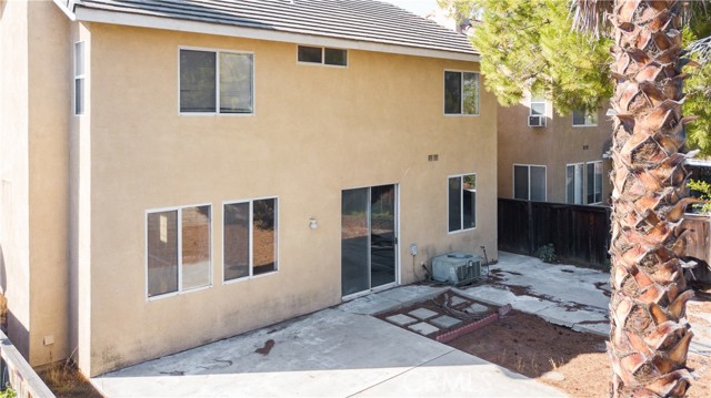 Detail Gallery Image 39 of 39 For 323 Camden Ct, Corona,  CA 92879 - 3 Beds | 2/1 Baths