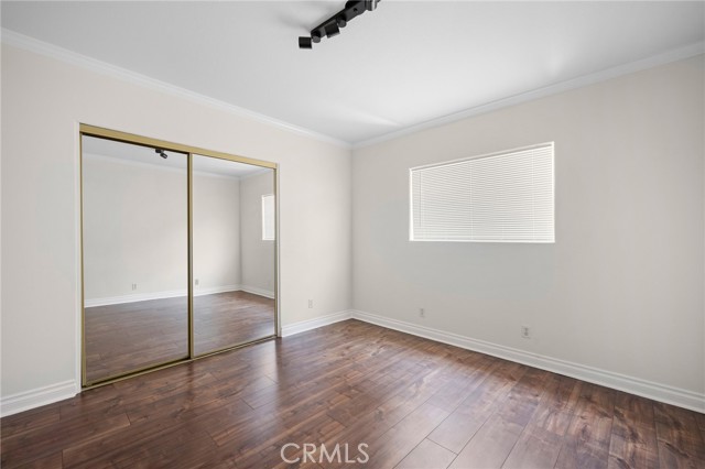 720 W California Avenue, Glendale CA: https://media.crmls.org/medias/341622c6-0cb1-46ce-a182-7a142a5e969e.jpg